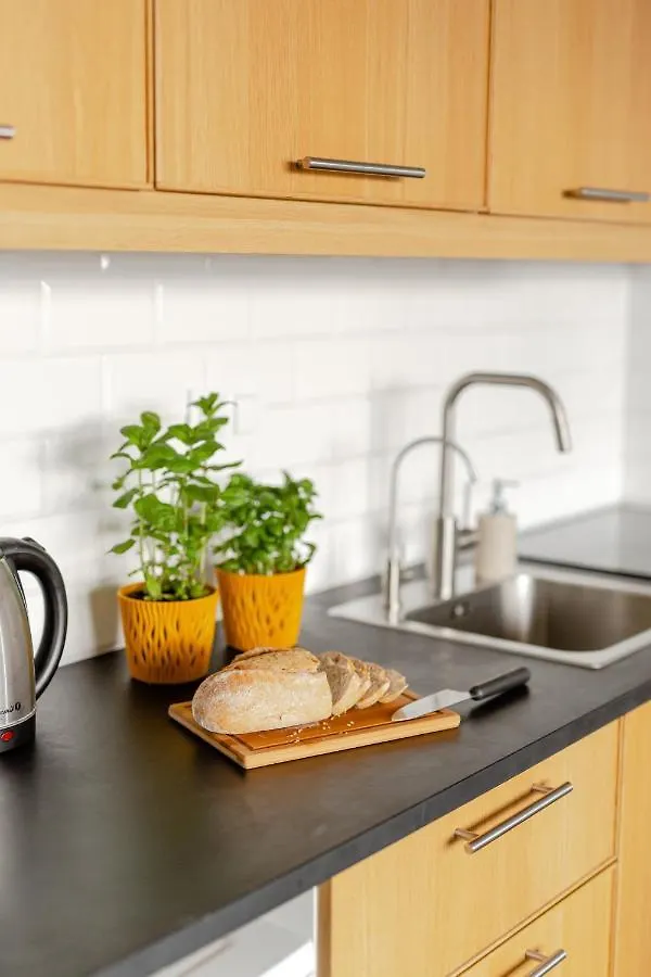 ורשה City View Apartments 0*,