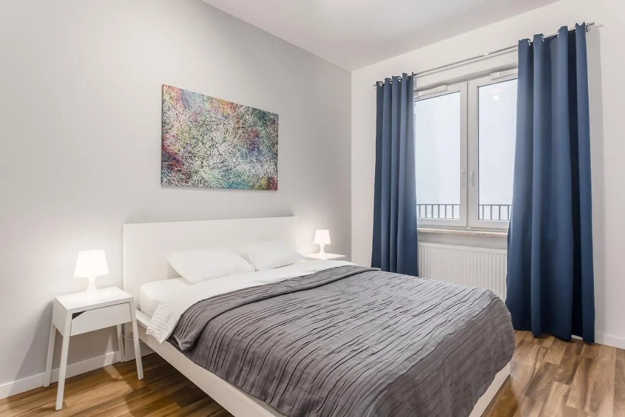City View Apartments Varşova